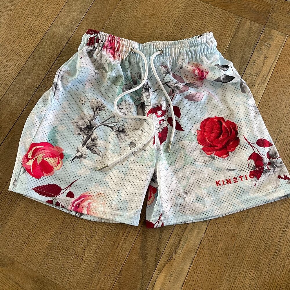 KineticKings - Carolina Roses Fundamental Shorts Size S